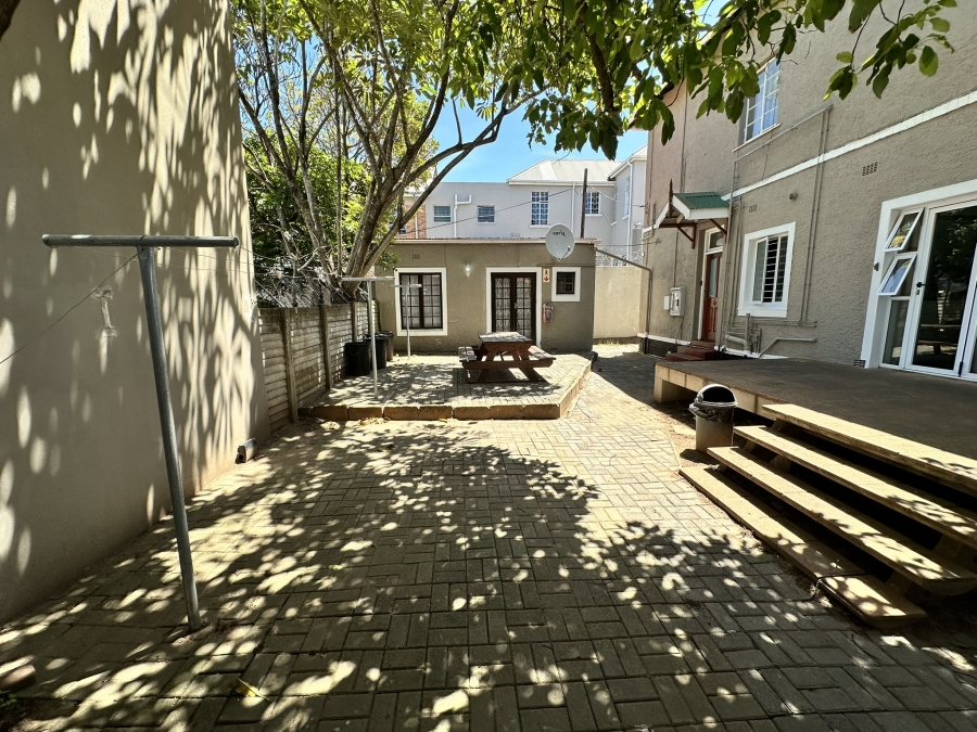 To Let 1 Bedroom Property for Rent in Southernwood Eastern Cape